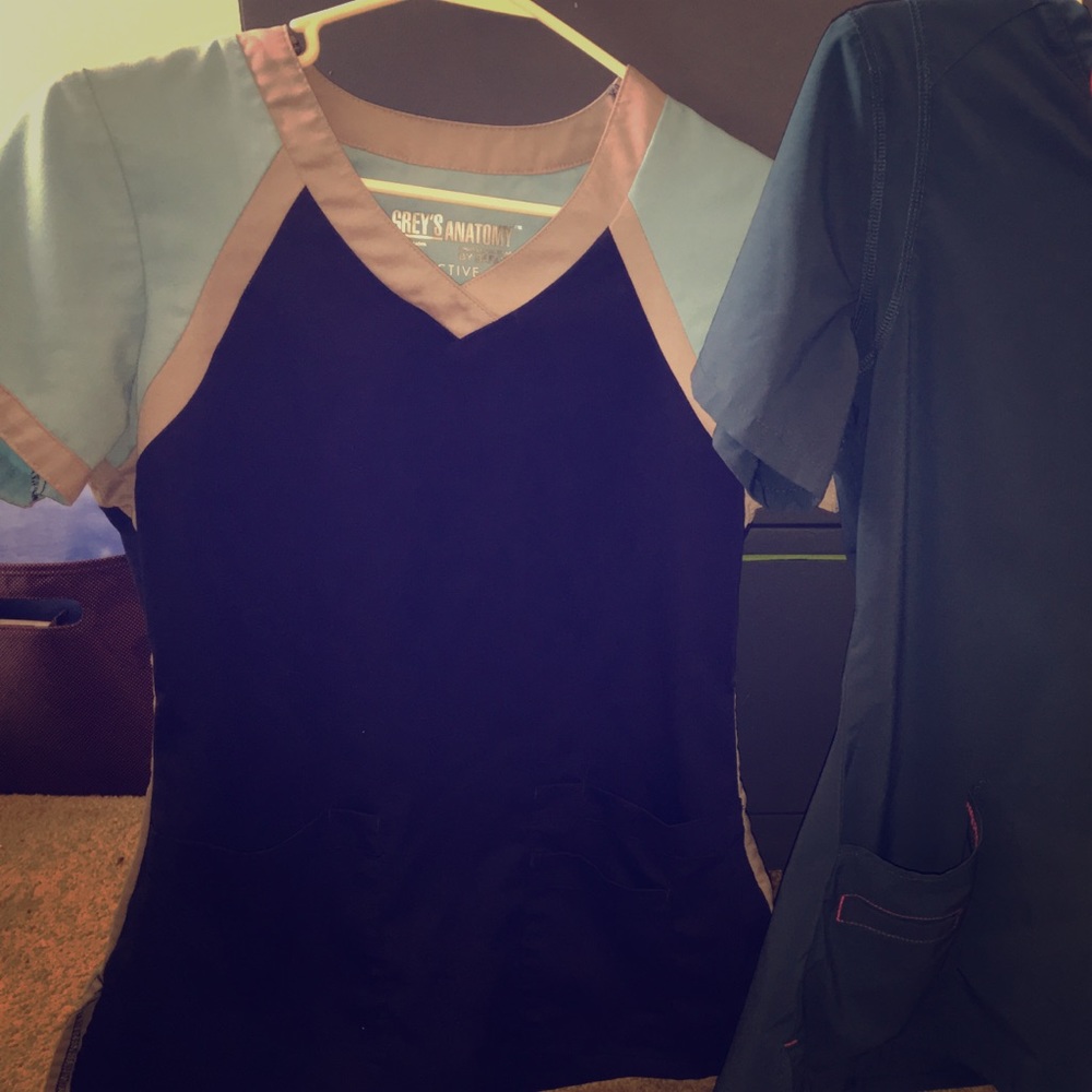 Greys Anatomy Used Scrub Top